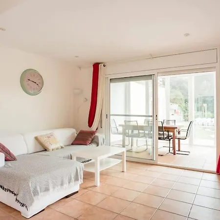 Canyelles Beach Vila With Swimming Pool * Льорет-де-Мар